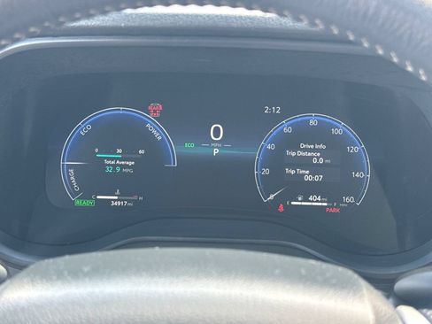 Used 2025 Toyota Sienna Limited AWD/4WD image 16