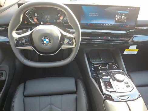 New 2026 BMW 530i xDrive 530i xDrive w/ Convenience Package image 10