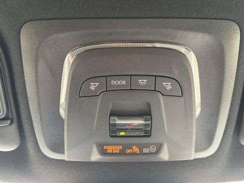 Used 2023 Toyota Corolla SE FWD image 21
