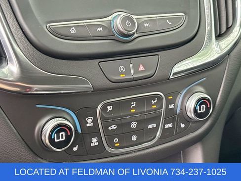 Used 2023 Chevrolet Equinox LT FWD image 17