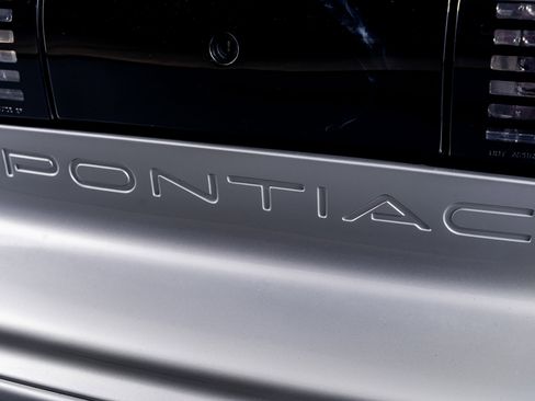 Used 1997 Pontiac Firebird Formula image 16