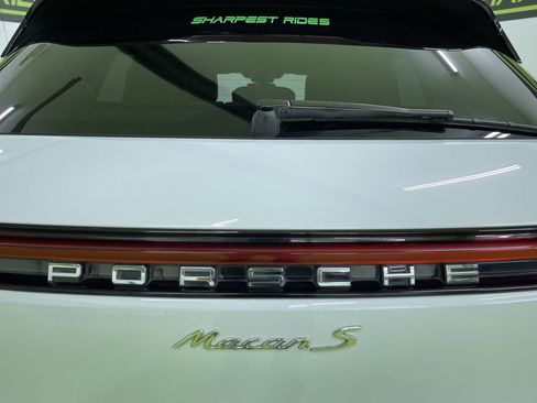 Used 2021 Porsche Macan S image 13