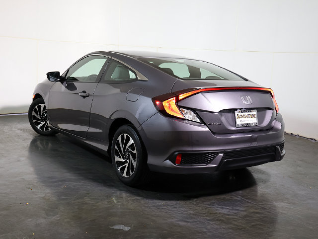 Used 2018 Honda Civic LX image 2