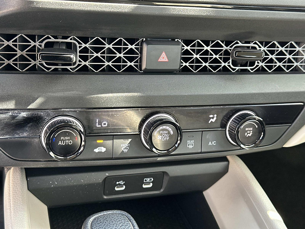 Certified 2023 Honda Accord LX image 9