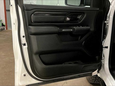 Used 2024 RAM 1500 Limited w/ Trailer Tow Group image 24