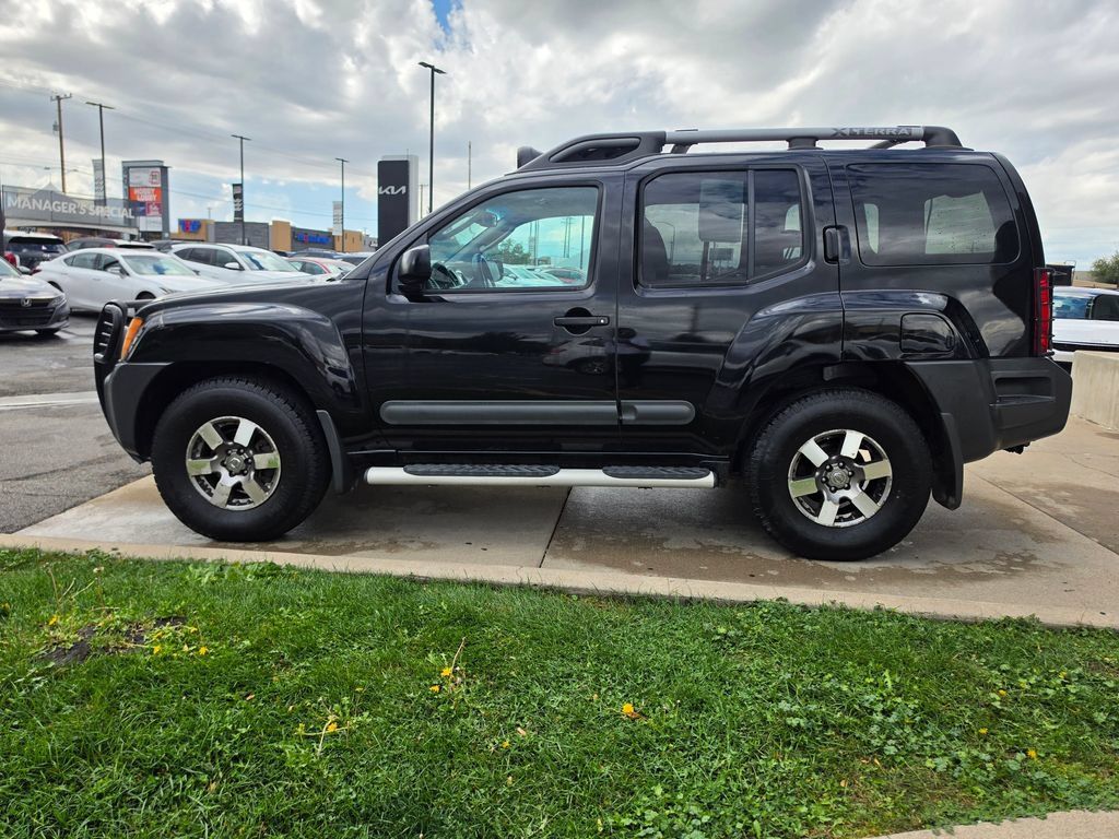 Used 2011 Nissan Xterra PRO-4X AWD/4WD image 8