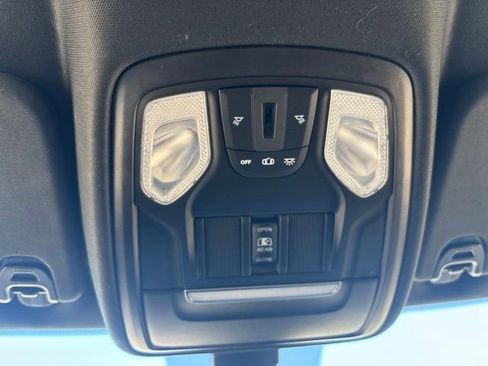 Used 2021 RAM 1500 Big Horn AWD/4WD image 10