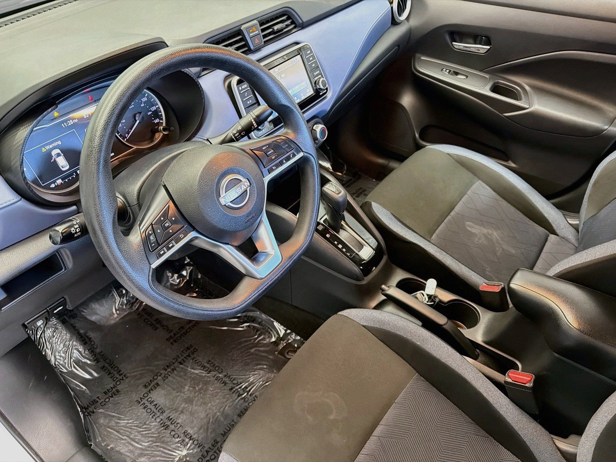 Used 2024 Nissan Versa SV FWD image 7