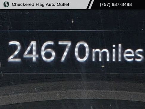 Used 2023 Nissan Kicks SR FWD image 11