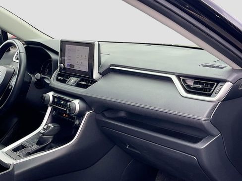 Used 2023 Toyota RAV4 XLE Premium image 30