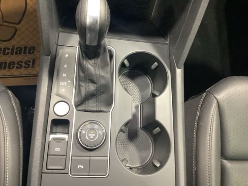 Used 2021 Volkswagen Atlas SE w/ Panoramic Sunroof Package image 19