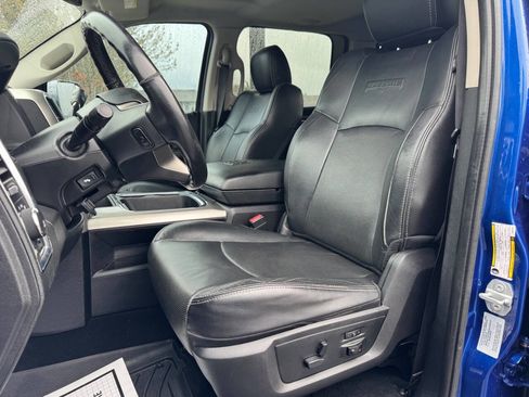 Used 2016 RAM 3500 Laramie w/ Convenience Group AWD/4WD image 12