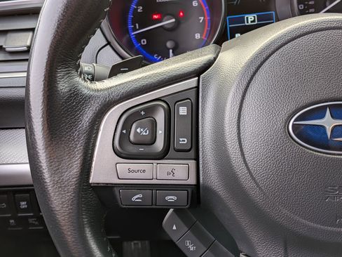 Used 2017 Subaru Outback 2.5i Premium image 15