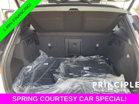 New 2026 Volvo XC40 B5 Plus w/ Protection Package Premier AWD/4WD image 31