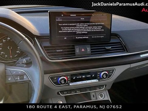 Certified 2023 Audi Q5 2.0T Premium w/ Convenience Package AWD/4WD image 6