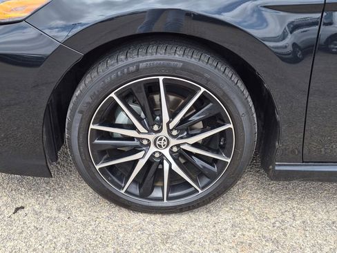 Used 2023 Toyota Camry SE FWD image 7