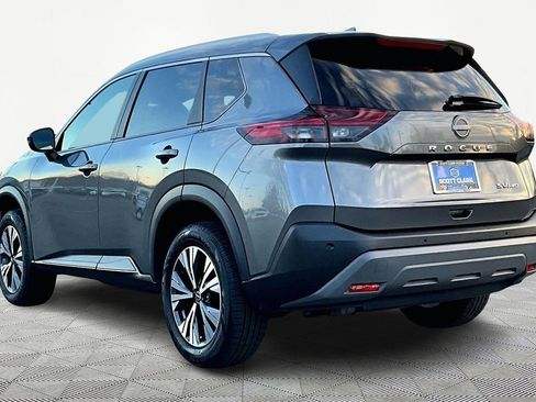 Used 2022 Nissan Rogue SV w/ SV Premium Package image 5