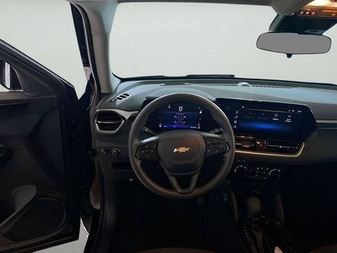 Certified 2024 Chevrolet TrailBlazer LT FWD image 33