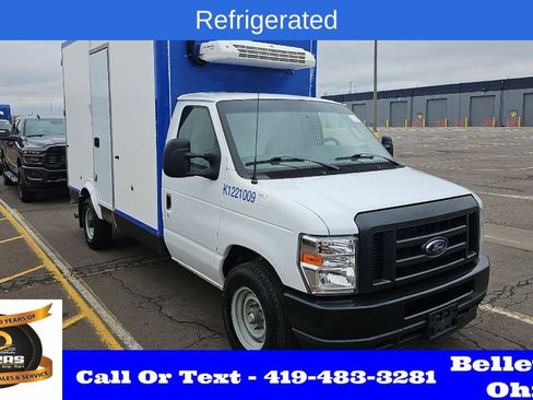 Used 2024 Ford E-350 and Econoline 350 Super Duty w/ Power Windows & Locks Group RWD image 1