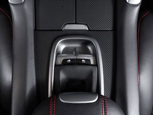 Used 2019 Ferrari GTC4Lusso AWD/4WD image 53