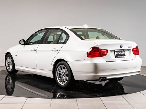 Used 2010 BMW 328i Sedan RWD image 6