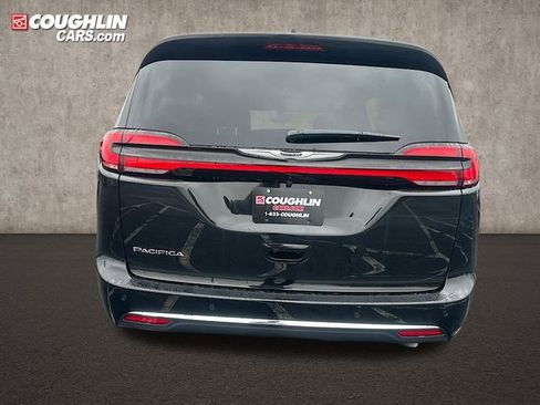 New 2026 Chrysler Pacifica Select image 11