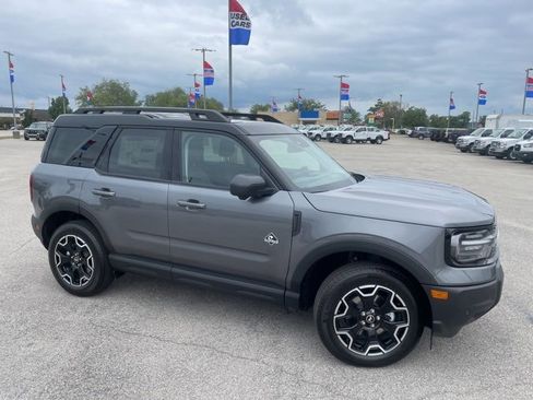 New 2025 Ford Bronco Sport Outer Banks w/ Outer Banks Tech Package+ image 2
