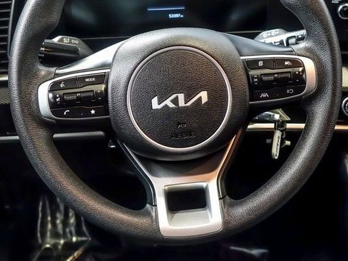 Used 2024 Kia Sportage LX image 14