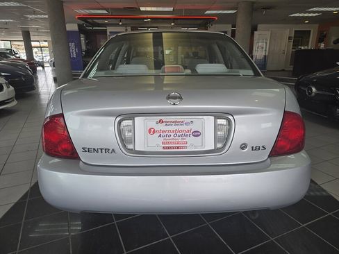 Used 2006 Nissan Sentra 1.8 S image 4