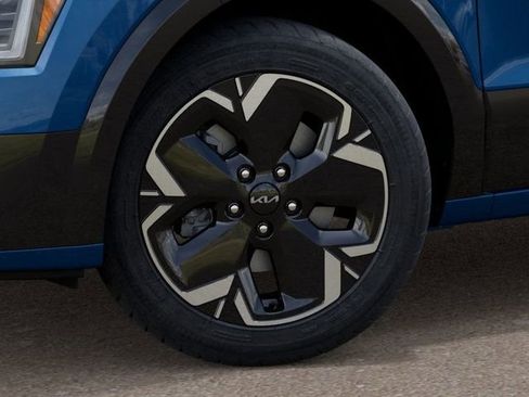 New 2026 Kia Niro Wind FWD image 9