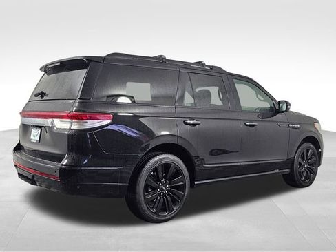 Used 2024 Lincoln Navigator Reserve w/ Equipment Group 201A image 7