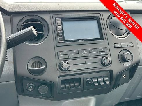 Used 2019 Ford F750 2WD Regular Cab Super Duty image 18