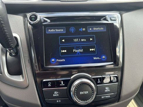 Used 2015 Honda Odyssey Touring Elite image 37