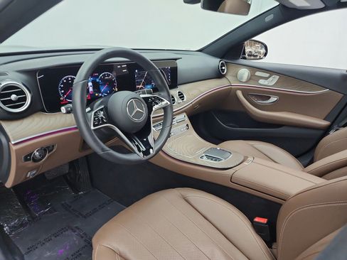 Used 2022 Mercedes-Benz E 350 Sedan image 12