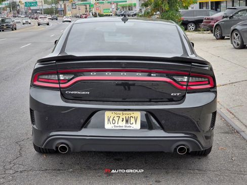 Used 2022 Dodge Charger GT image 7