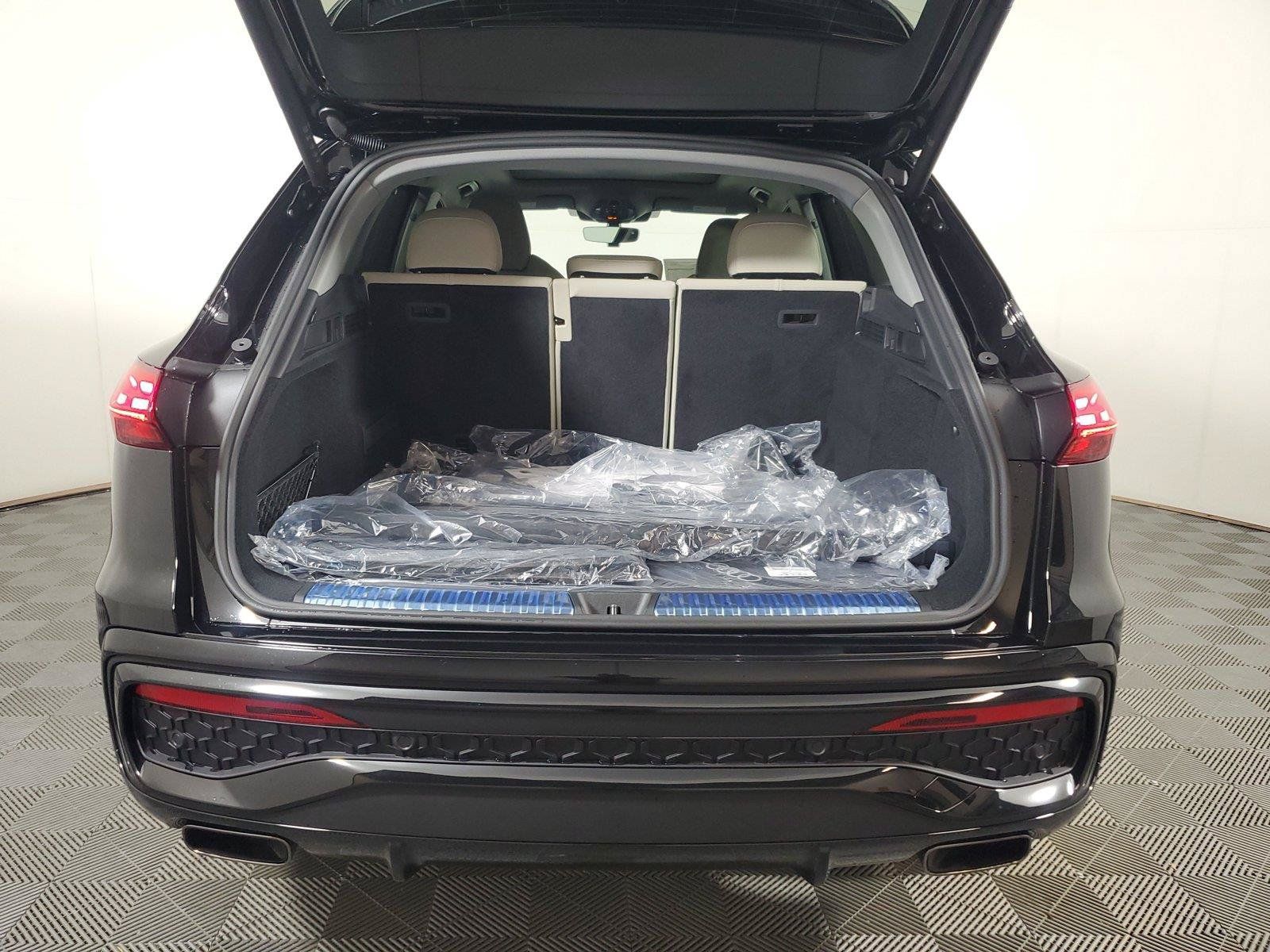 New 2026 Audi Q5 Premium Plus AWD/4WD image 9