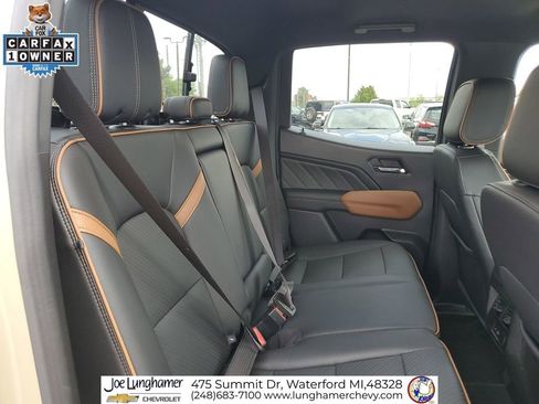 Certified 2023 GMC Canyon AT4 w/ AT4 Premium Package AWD/4WD image 28