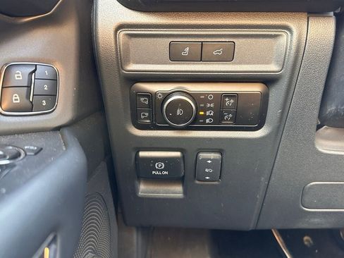 Used 2023 Ford Expedition Max Platinum AWD/4WD image 33