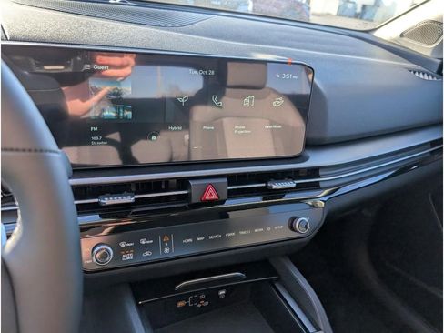 New 2026 Kia Sportage LX image 21