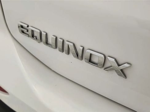 Used 2024 Chevrolet Equinox LS FWD image 17
