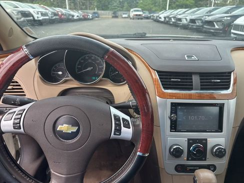 Used 2011 Chevrolet Malibu LT FWD image 7