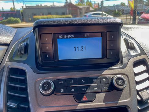 Used 2019 Ford Transit Connect XL FWD image 17