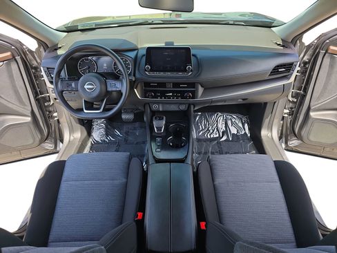 Used 2023 Nissan Rogue SV image 13