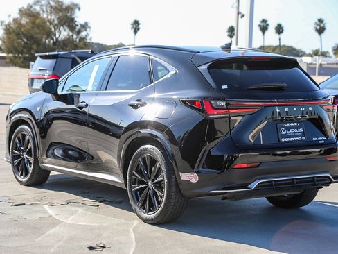 Used 2024 Lexus NX 450h+ F Sport image 5