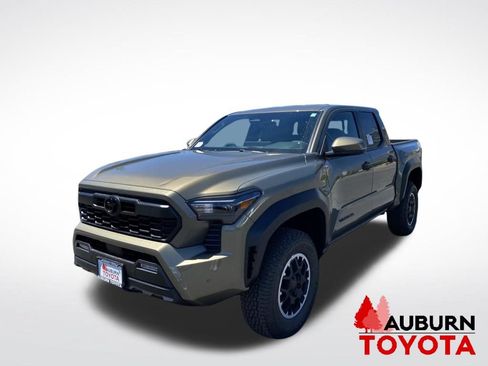 New 2026 Toyota Tacoma TRD Off-Road AWD/4WD image 3