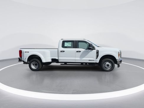 New 2026 Ford F350 XL AWD/4WD image 9