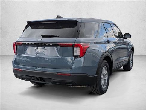 New 2026 Ford Explorer Active image 2