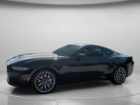 Certified 2025 Ford Mustang GT Premium image 13