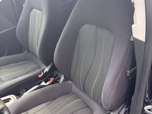 Used 2015 Chevrolet Sonic LT image 14