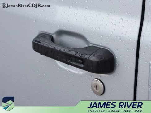 Used 2023 Jeep Wrangler Unlimited Rubicon 4xe AWD/4WD image 19